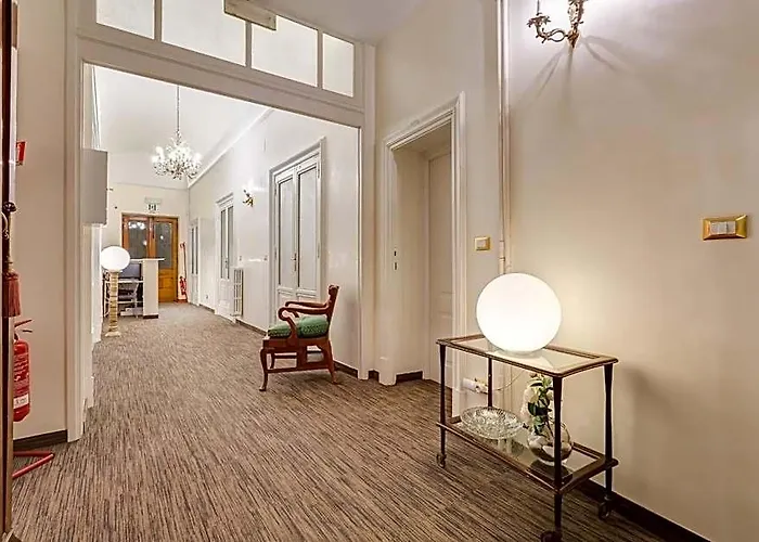 Oda ve Kahvaltı Affreschi Su Luxury