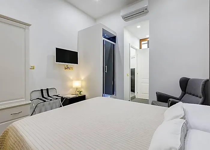 Oda ve Kahvaltı Affreschi Su Luxury
