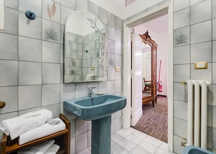 Oda ve Kahvaltı Affreschi Su Luxury Roma