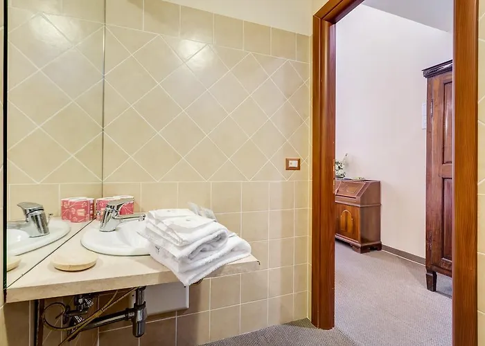 Affreschi Su Luxury