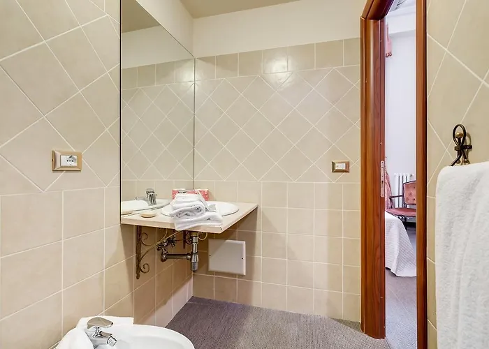 Oda ve Kahvaltı Affreschi Su Luxury Roma
