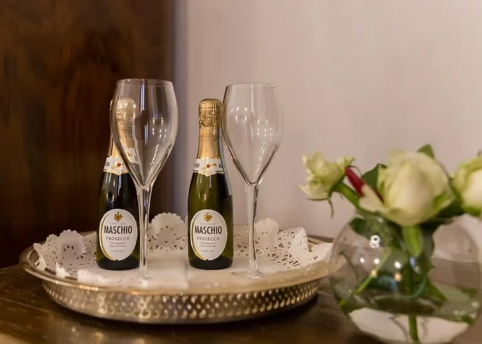 Oda ve Kahvaltı Affreschi Su Luxury 4*