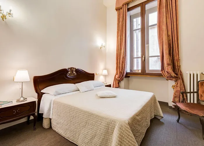 Oda ve Kahvaltı Affreschi Su Luxury